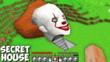 I found SECRET PENNYWISE HOUSE UNDERGROUND in Minecraft ! NEW MOB HOUSE !