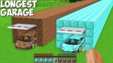 I found SECRET LONG GARAGES WITH SUPER CARS in Minecraft ! DIAMOND LONG CAR VS DIRT LONG CAR !
