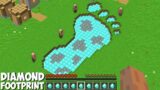 I found SUPER BIGGEST DIAMOND FOOTPRINT NEAR THE VILLAGE in Minecraft ! DIAMOND GIANT IN VILLAGE !