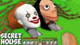 This IS SECRET BUNKER HEAD OF PENNYWISE AND MOBS in MINECRAFT – GAMEPLAY COLOR