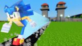 SONIC Escapes From PRISON In Minecraft!
