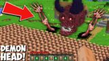 Why 1000 VILLAGERS WANT TO GET INSIDE THE SCARY DEMON'S HEAD in Minecraft ? SCARY DEMON BASE !