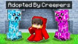 Adopted by a CREEPER FAMILY in Minecraft!