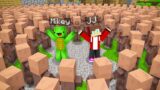 All Villagers Are AGAINST Mikey and JJ in Minecraft (Maizen)