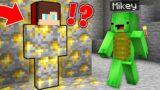 JJ HIDES From Mikey Using SUPER DISGUISE in Minecraft Maizen