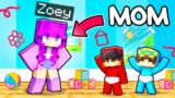 Zoey Becomes a MOM in Minecraft!