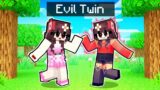 Esweet EVIL TWIN Takes Over UWU CITY in Minecraft PE! (Tagalog)