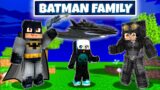 Having A BATMAN FAMILY In Minecraft (Hindi)
