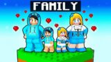 Having A LEGO FAMILY in Minecraft!