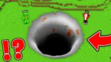 What JJ and Mikey Find inside LARGE ROUND PIT in Minecraft Maizen!
