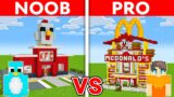 NOOB vs PRO: MCDONALDS vs KFC House Build Challenge in Minecraft