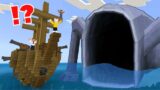 BATTLE SHIP vs SCARY SEA EATER In Minecraft!