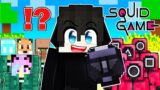 Playing Minecraft as the FRONT MAN in SQUID GAME 2