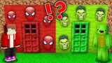 JJ SPIDER-MAN DOOR vs Mikey HULK DOOR Survival Battle in Minecraft Maizen!